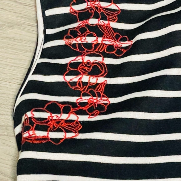 Alya Striped Black and White Dress w/red accent flowers - Picture 7 of 12